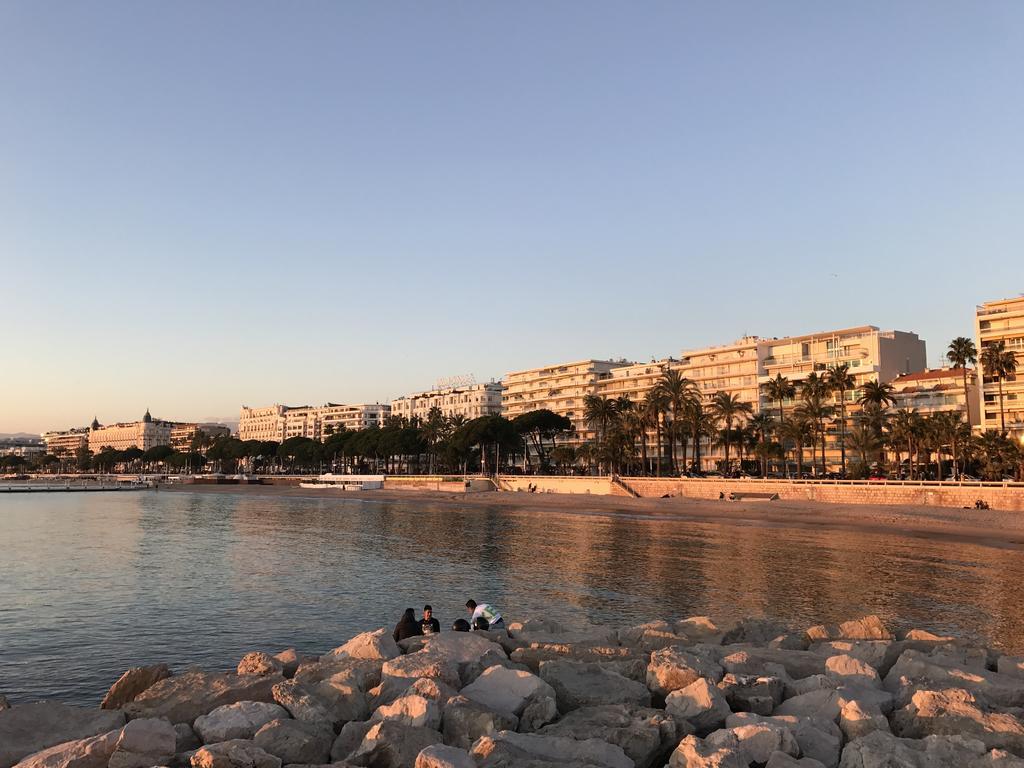 Close Palais - Calm - Brand New Cannes Luaran gambar